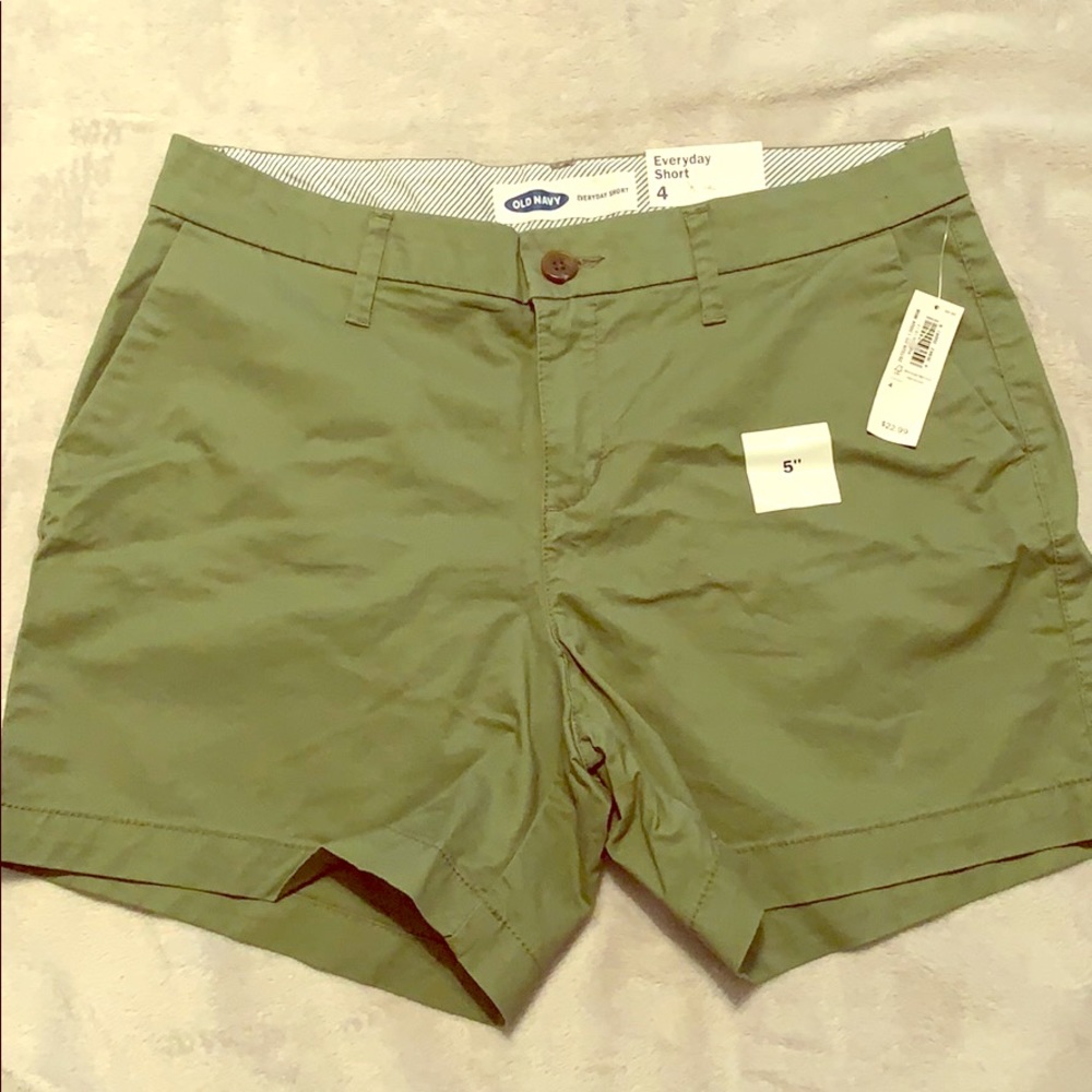 OLD NAVY SHORTS